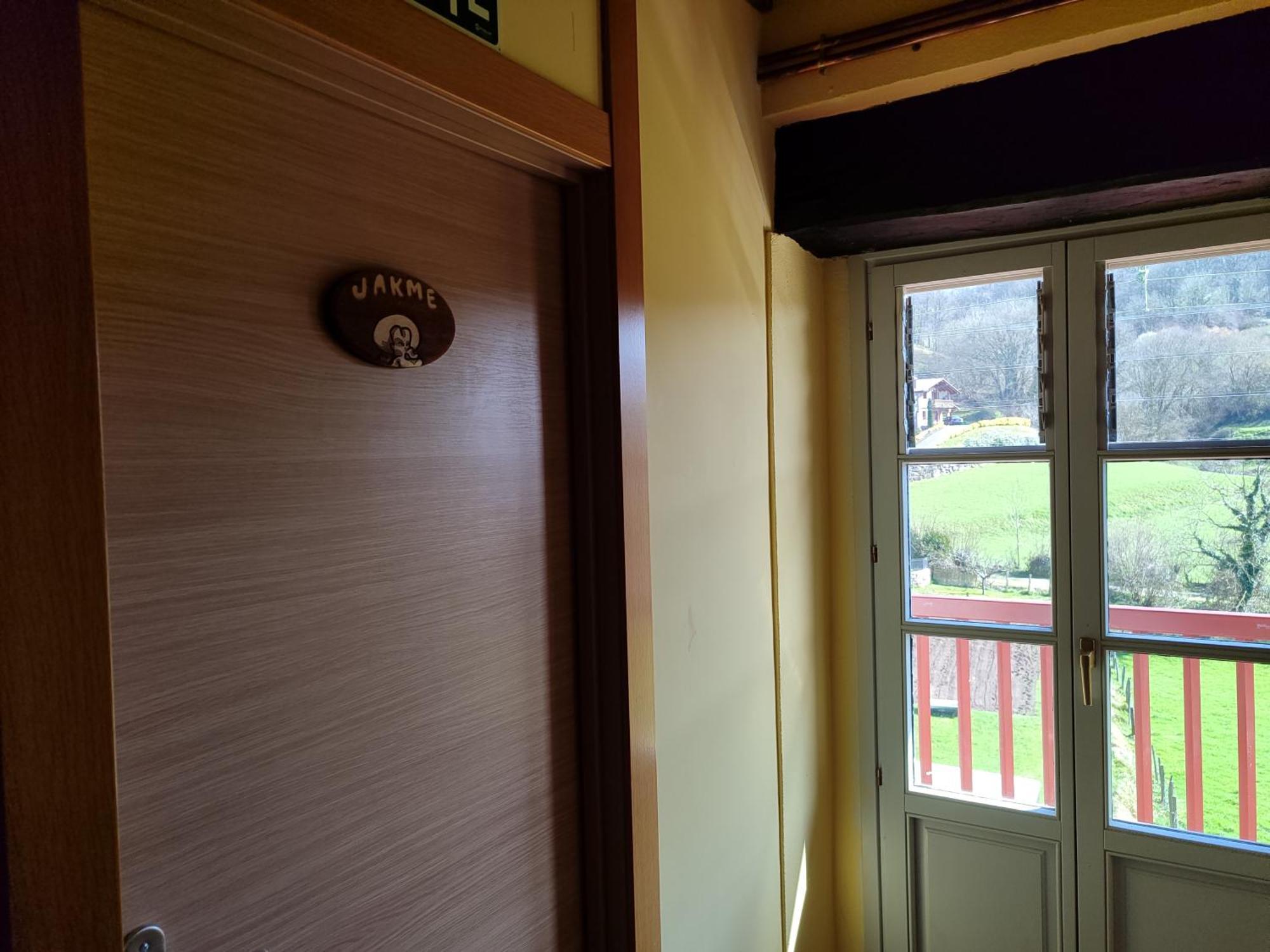 Amaiurko Aterpea Hostel Maya del Baztan Ngoại thất bức ảnh