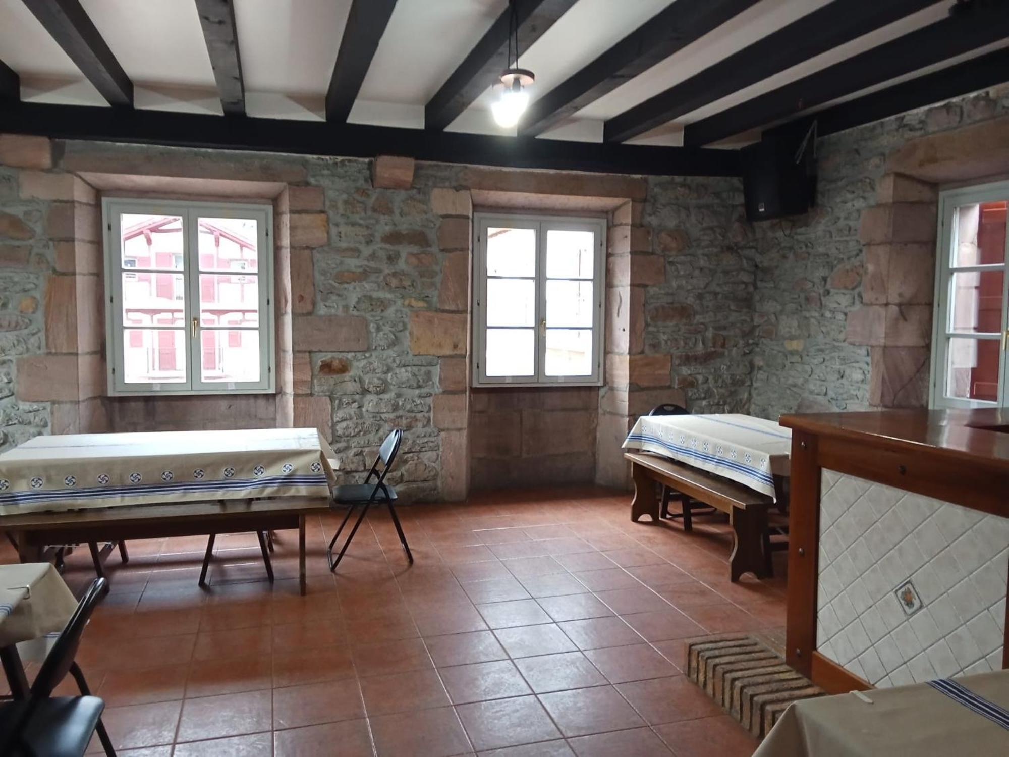 Amaiurko Aterpea Hostel Maya del Baztan Ngoại thất bức ảnh